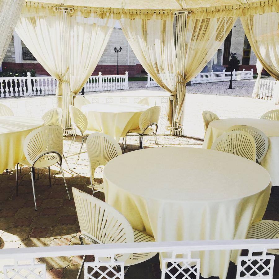 Hotel Ark Ms Taraz Bagian luar foto