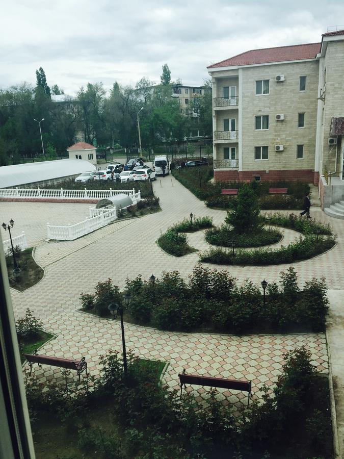 Hotel Ark Ms Taraz Bagian luar foto