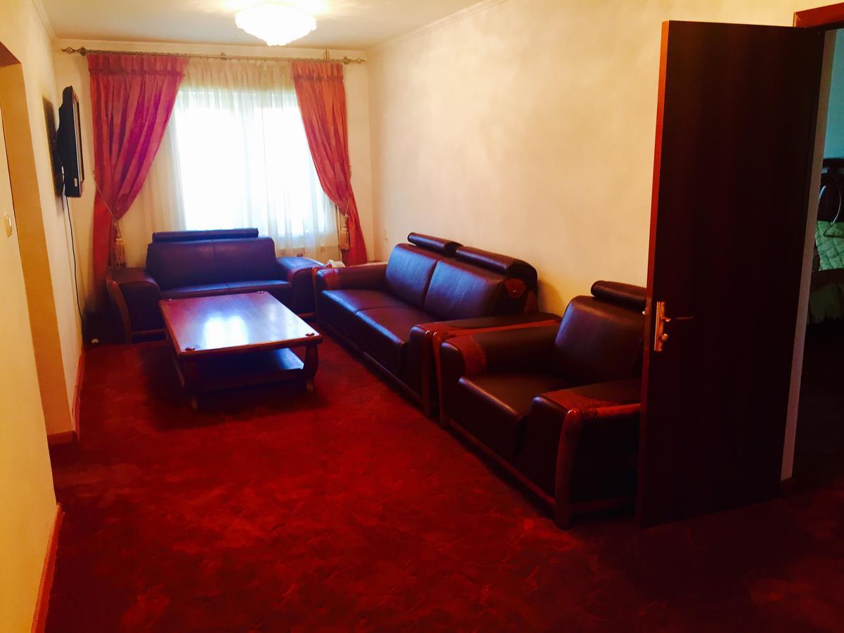 Hotel Ark Ms Taraz Bagian luar foto
