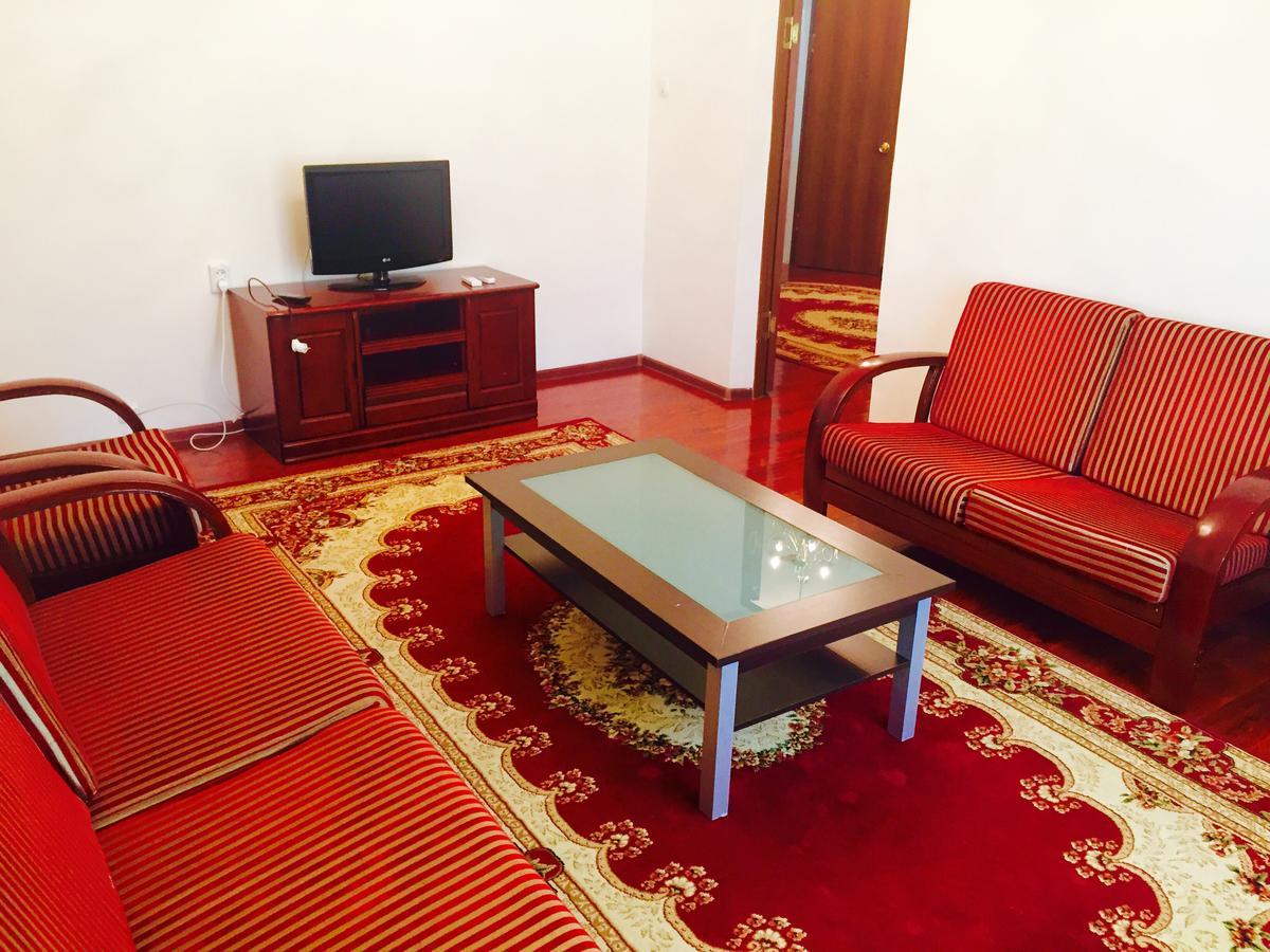 Hotel Ark Ms Taraz Bagian luar foto
