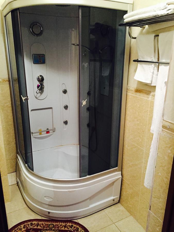Hotel Ark Ms Taraz Bagian luar foto